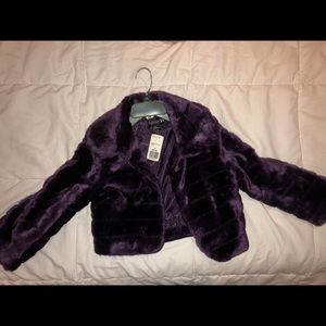 CROPPED PURPLE FAUX FUR JACKET